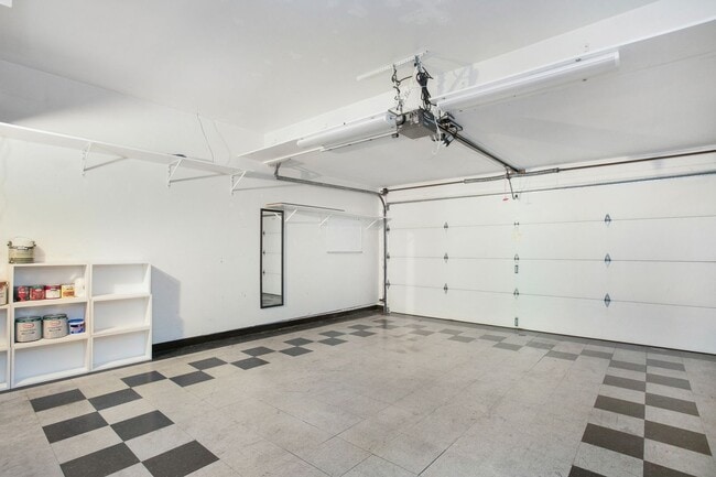 Building Photo - Portola Hills Bella Palermo - GORGEOUS 3 B...