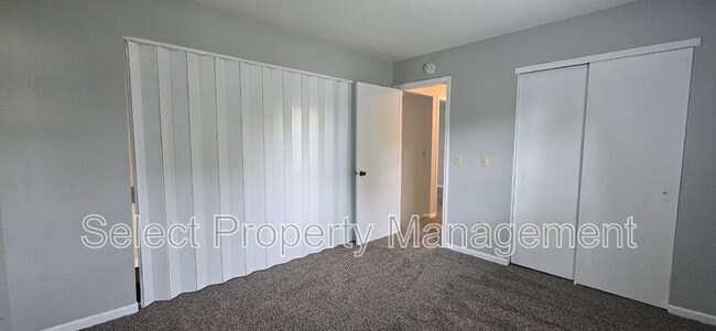 Building Photo - 5418 Evard Rd