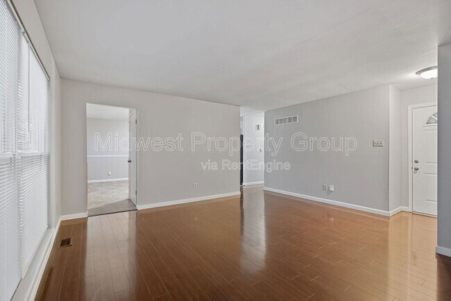 Building Photo - 19 Stone Mill Ln