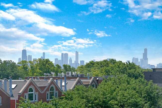 Building Photo - 3806 N Ashland Ave