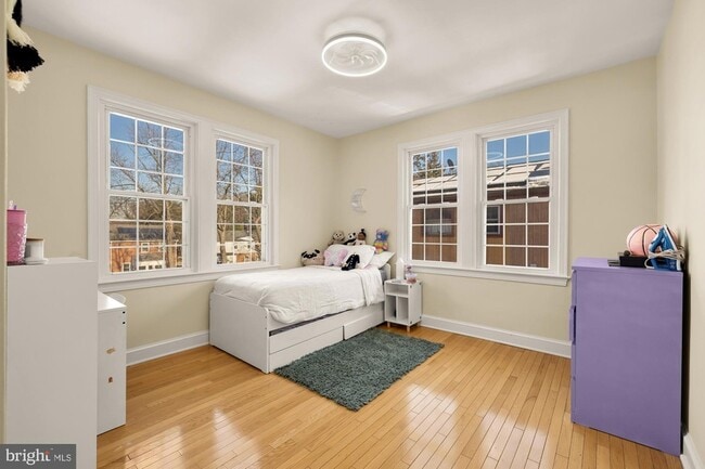 Building Photo - 3422 Pennsylvania Ave. SE