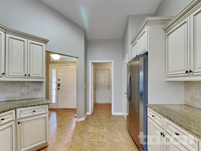 Building Photo - 6001 White Tail Loop