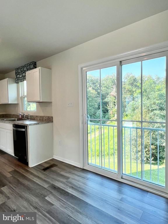 Building Photo - 123 Wye Oak Dr