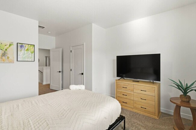 Building Photo - 1702 Ripple Rock Dr