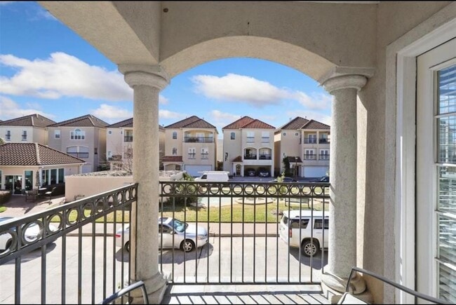 Building Photo - 7150 Windwater Pkwy N