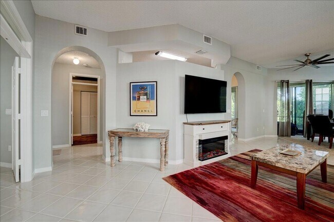 Building Photo - 10173 Andover Coach Cir