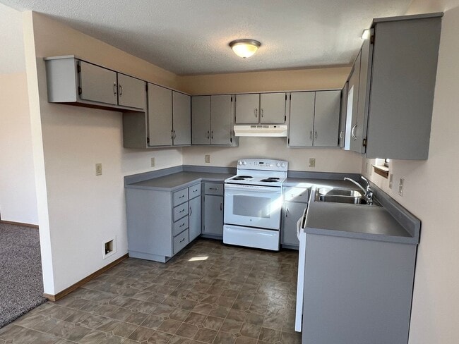 Building Photo - South Springfield Rental