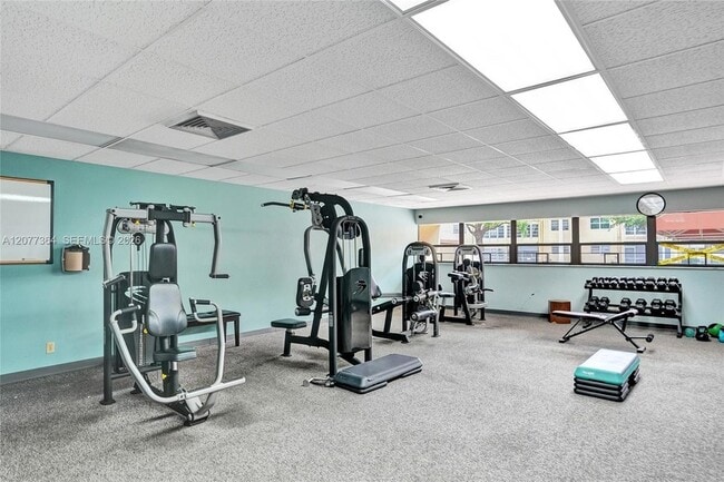 Building Photo - 5961 NW 61st Ave