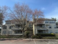 Building Photo - 103 Claridge Ct