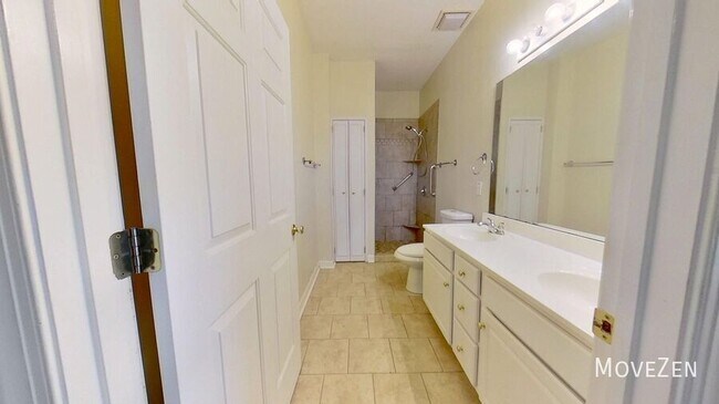 Building Photo - 5006 Carleton Dr
