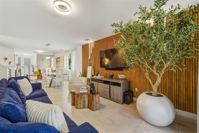 Building Photo - 10359 NW 67th Terrace