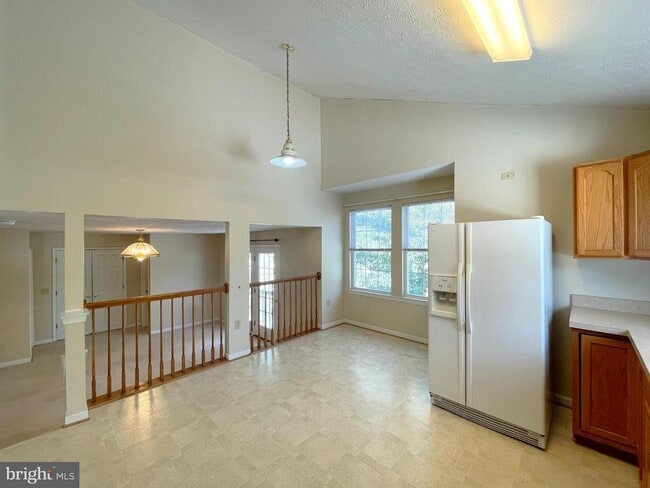 Building Photo - 45586 Curley Ct