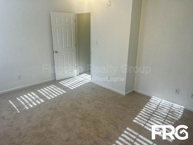 Building Photo - 4270 Williamsbrook Ln