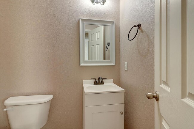 Building Photo - 2334 Mystic Star Dr