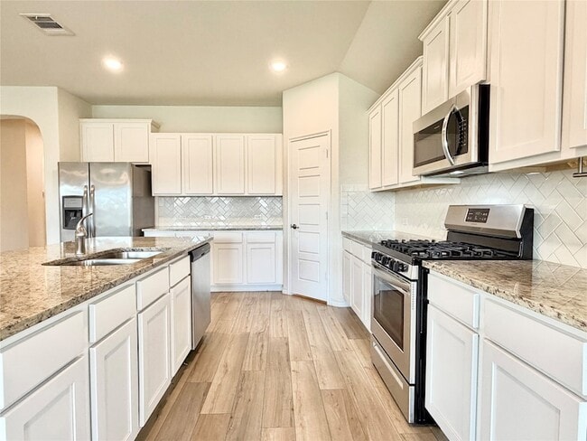 Building Photo - 4016 Spur Trail Dr