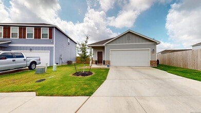 Building Photo - 5814 Lilac Lndg