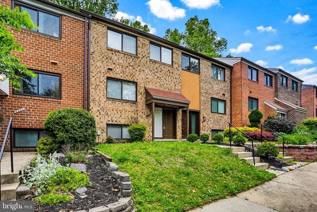 Building Photo - 8957 Skyrock Ct