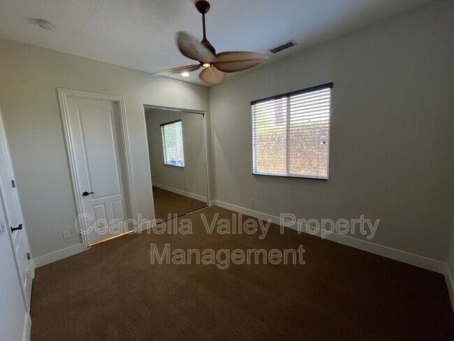 Building Photo - 135 Tesori Dr