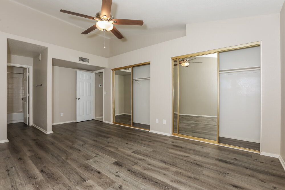 Building Photo - 1922 E Cortez Dr