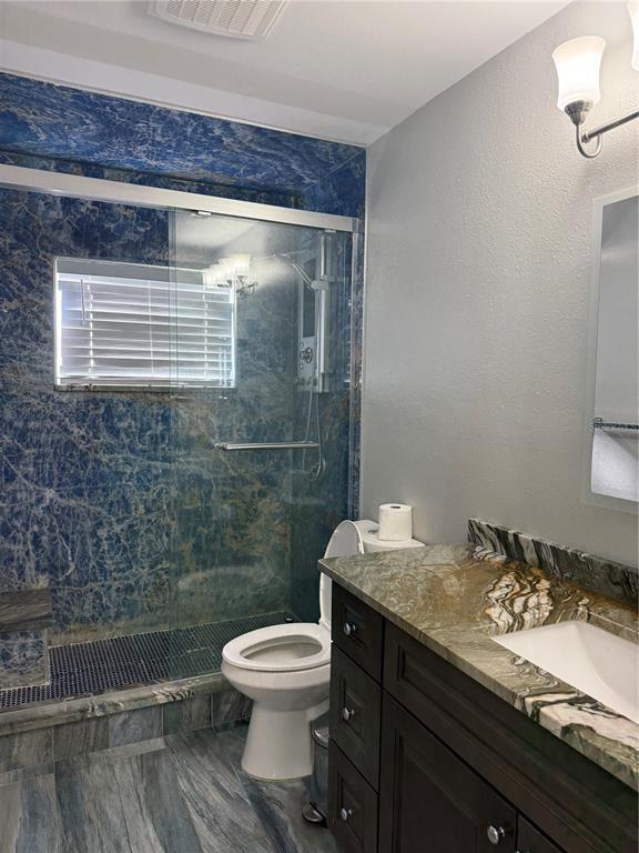 Building Photo - 4410 Waltham Ave