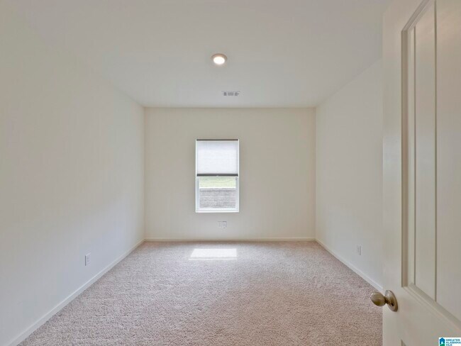 Building Photo - 306 Park Crest Run