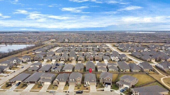 Building Photo - 4406 Low Meadow Ln