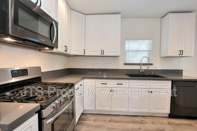 Building Photo - 4702 65th St