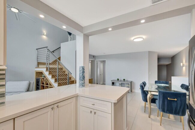 Building Photo - 205 Mainsail Cir