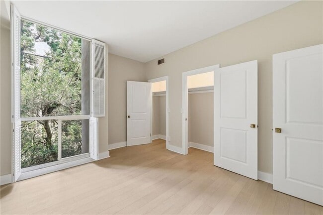 Building Photo - 2632 Peachtree Rd NW