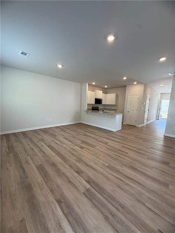 Building Photo - 5980 Skylar Dr