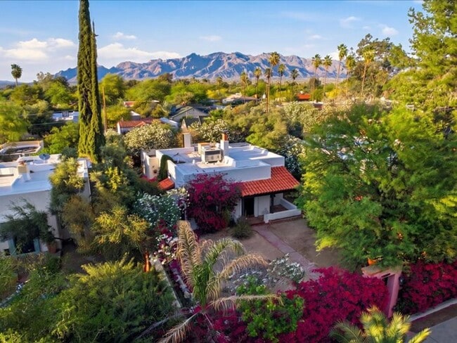 Building Photo - Charming Mission Style Home with Guest House & One Block from Arizona Inn