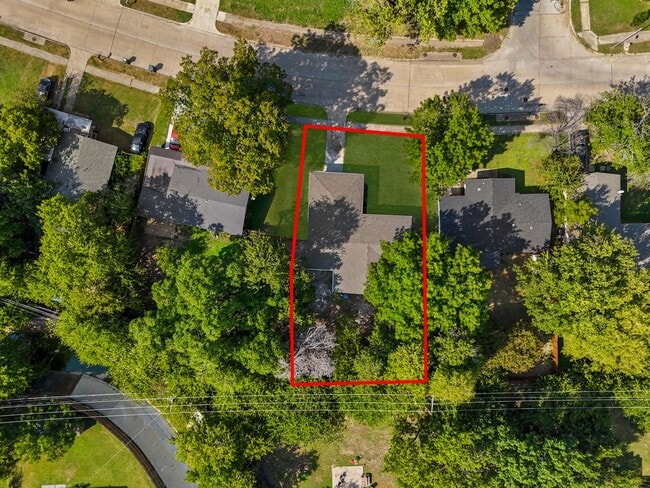 Building Photo - Lease Opportunity in Arlington!