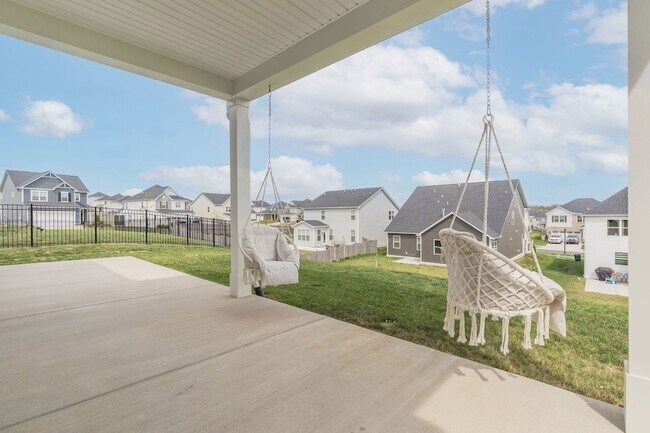 Building Photo - 945 Pleasant Ridge Run