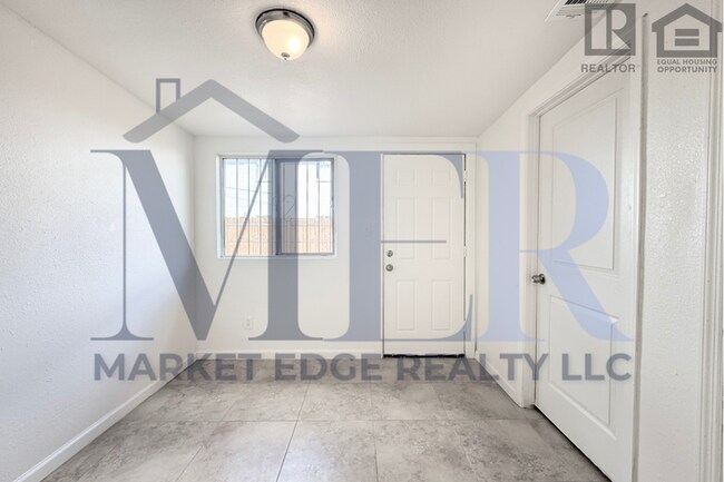 Building Photo - 4Bed/2Bath House McDowell/32nd St! NO CREDIT, NO BACKGROUND, NO RENTAL HISTORY CHECK!