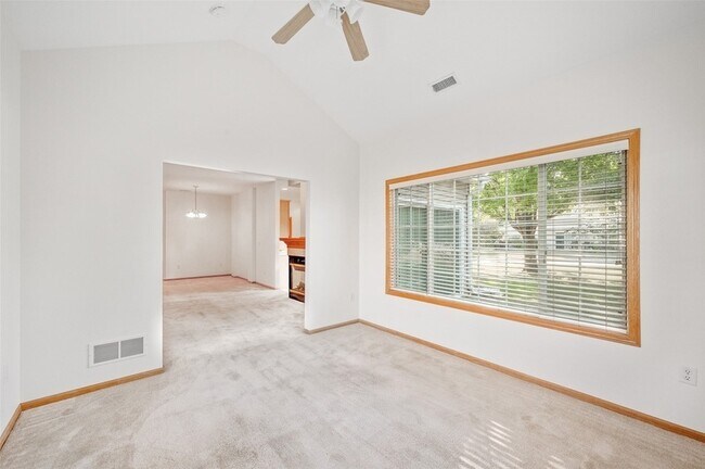 Building Photo - 5221 Village Run Ave