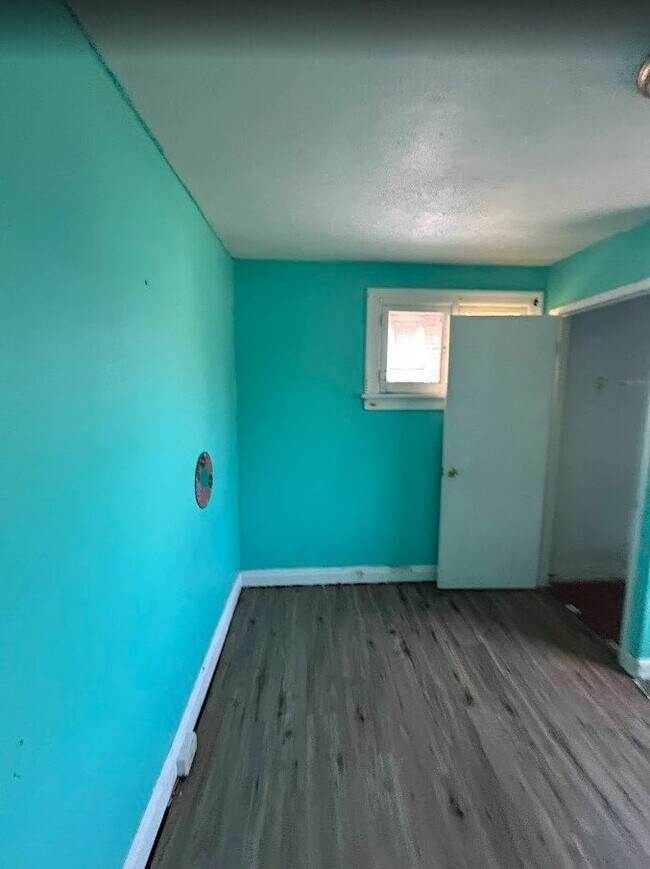 Building Photo - 8315 Eton Pl