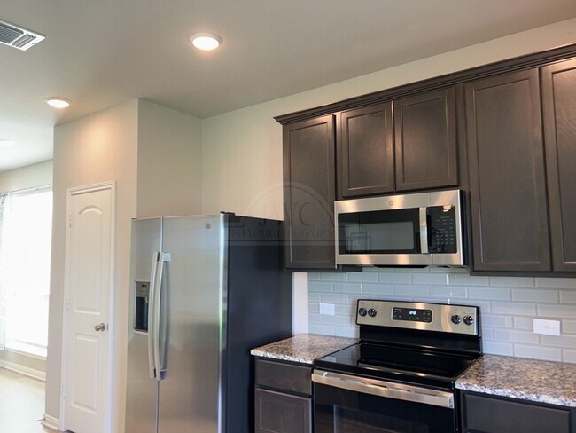 Building Photo - 6702 McGregor Lp