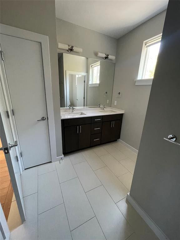 Building Photo - 3001 Del Curto Rd