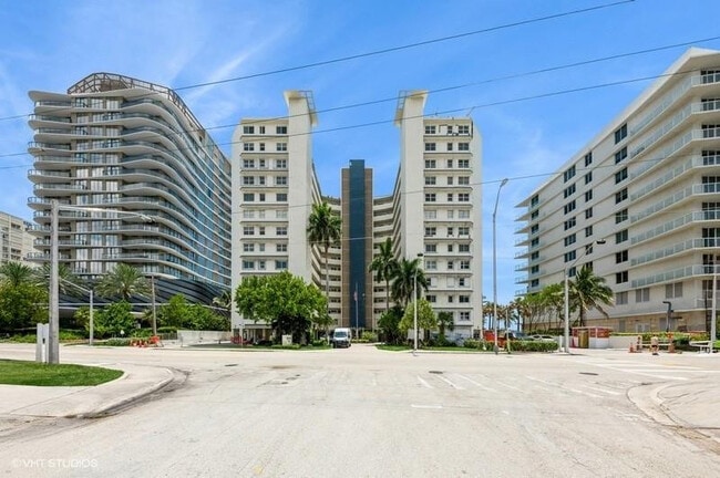 Building Photo - 710 N Ocean Blvd