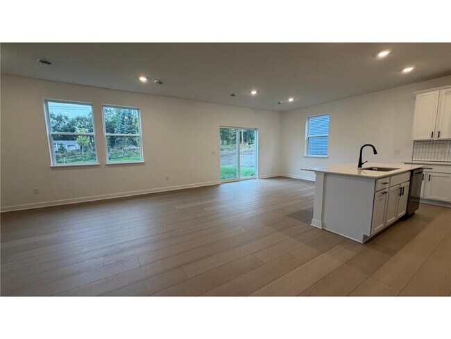 Building Photo - 22348 Isla Wy