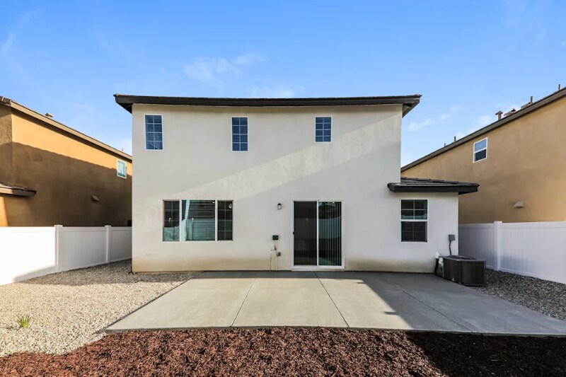 Building Photo - 2452 Gunner Ridge Way