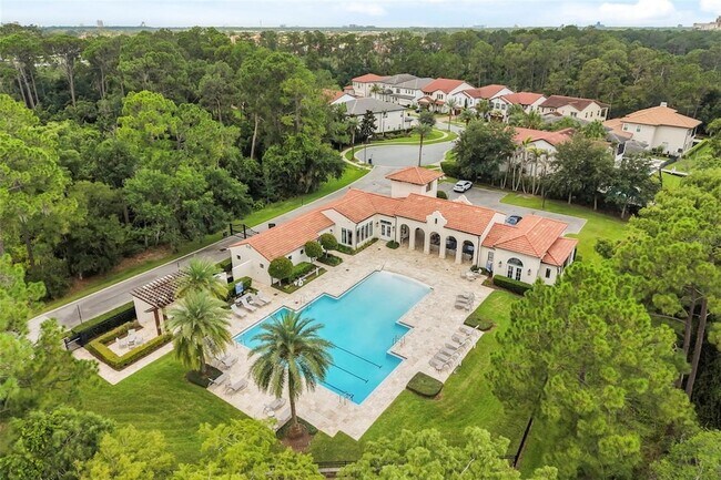 Building Photo - 10511 Royal Cypress Way