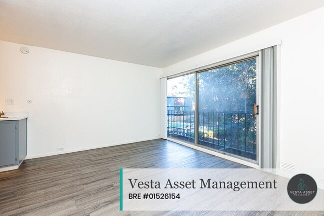 Building Photo - 225 Clifton St