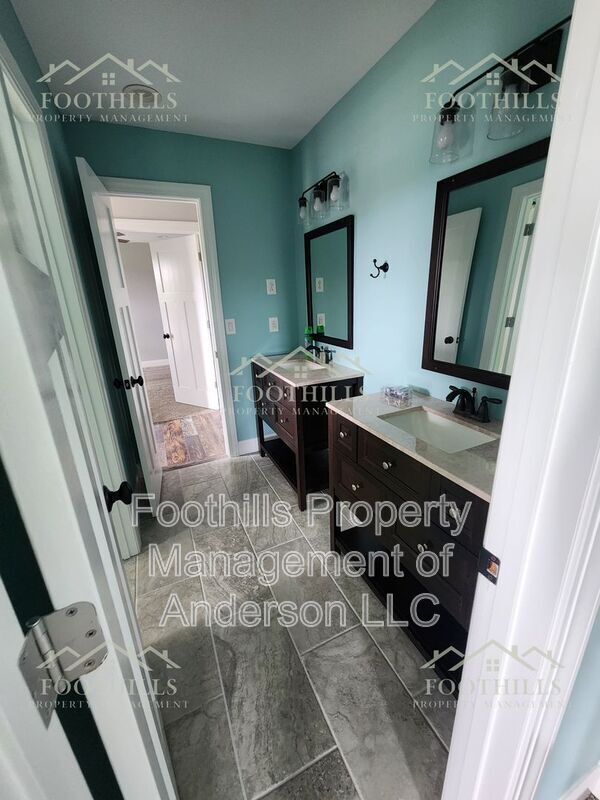 Building Photo - 128 Hudgins Lake Rd
