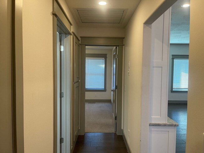 Building Photo - All Brick, 3 bedrooms AND 3 car garage