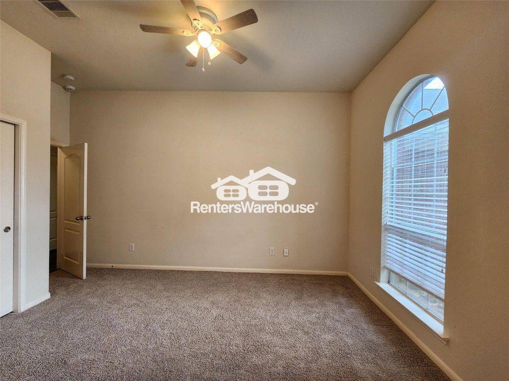 Building Photo - 15135 Heron Meadow Ln