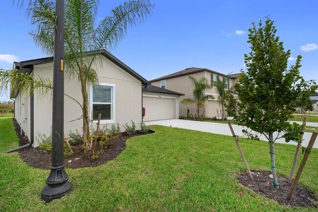 Building Photo - Brand New construction 4 bedrooms 2 bathrooms in North Fort Myers