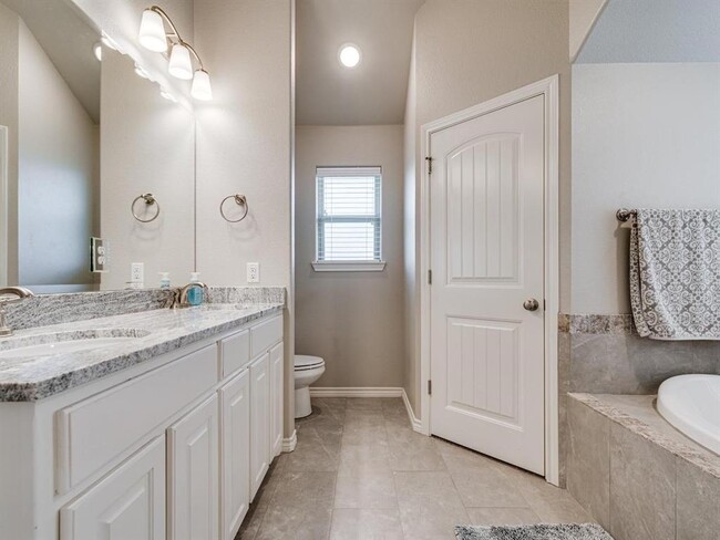 Building Photo - 3308 White Horse Dr