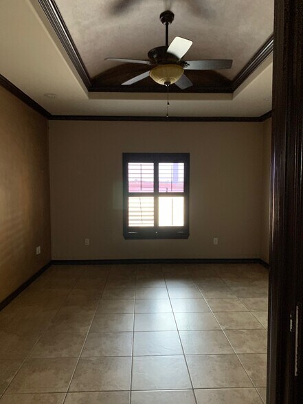 Building Photo - 3107 Conde Dr