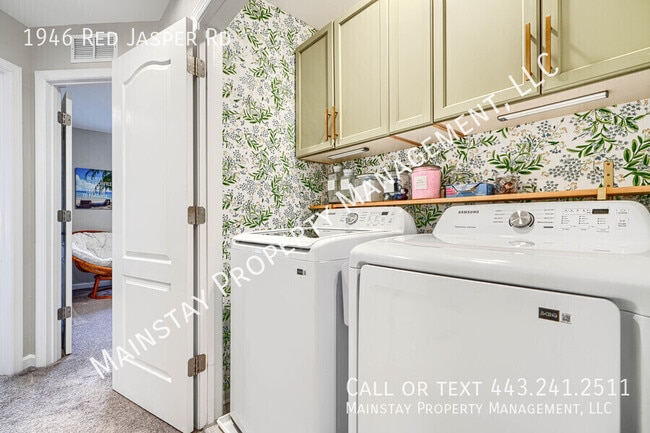 Building Photo - 1946 Red Jasper Rd